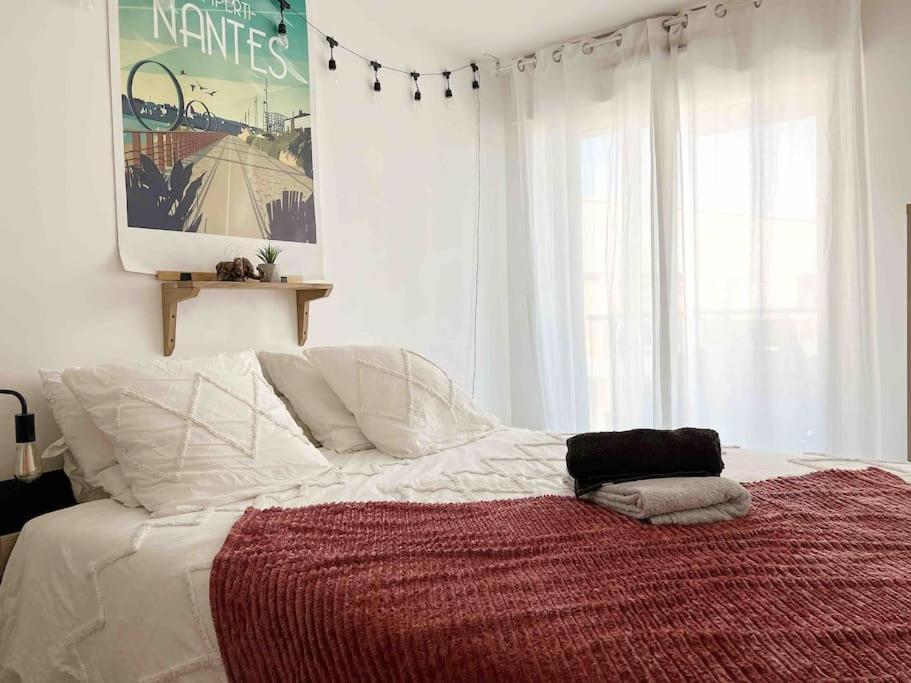 Ferienwohnung L'Imperti'Nantes Exterior foto